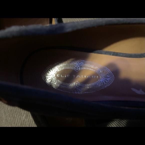 Elie Tahari Grey Leather Suede Kitten Heels Shoes 37 7 Beautiful - Picture 3 of 3